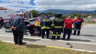 Kırmızı ışık ihlali kazaya neden oldu: 4 yaralı