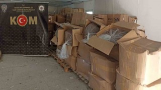 Kocaelide kargo şubesine kaçak tütün sevkiyatı
