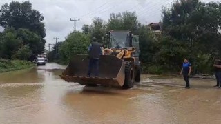 Kocaelinin turistlik ilçesi Kandıra da yağıştan nasibini aldı