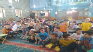 Koşa koşa Kuran-ı Kerim kursuna geliyorlar