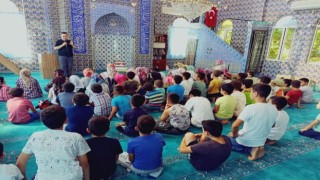 Köşkte çocuklar yaz tatilini en iyi şekilde değerlendiriyor