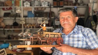 Köy evinin çatısındaki hobisi devlet desteği ile ekmek teknesi oldu