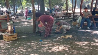 Kurban Bayramını İstanbulda geçirenler Belgrad Ormanına akın etti