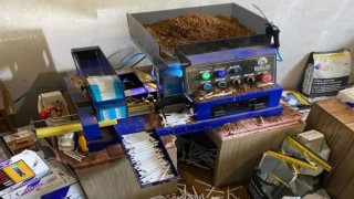 Kütahyada 43 kilogram kaçak tütün ve 10 bin 60 adet dolu makaron ele geçirildi