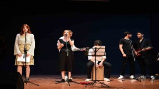 Mamakta Musiki Muallim Mektebi kursiyerleri hünerlerini sergiledi