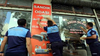Mersinde Arapça yazılı tabela ve reklamlar kaldırılıyor