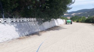 Mezarlık duvarları beyaza boyandı