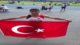 Mikail Al, Paris biletini aldı