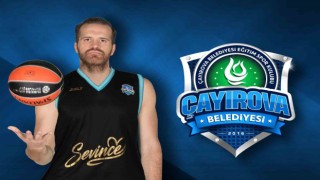 Milli basketbolcu Oğuz Savaş, Çayırovada