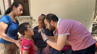 Mobil Sağlık Ekipleri vatandaşları ziyaret ediyor