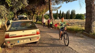 Muğlada depremzede çocuklara bisiklet morali