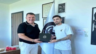 Muhammet Taha Şahin Manisa FKya veda etti