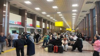 Uçak arıza yaptı yolcular Muş'a gidemedi