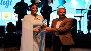 Nasreddin Hoca Şenliğinde Zara konseri düzenlendi