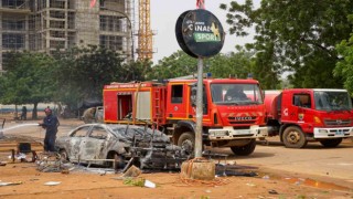 Nijerde darbe destekçileri iktidar partisinin genel merkezine saldırdı