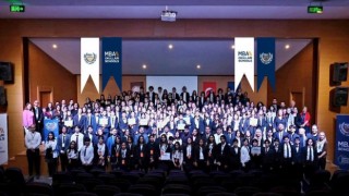 Öğrenciler Daha iyi bir dünya için buluştu