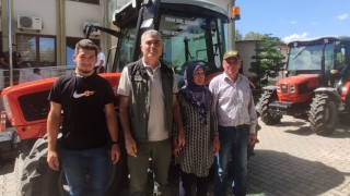 Orman Köylerine ORKÖY Projesi Kapsamında 2 Traktör Teslim Edildi