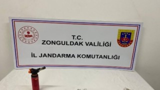 Otomobilde uyuşturucu madde bulundu