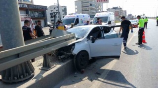 Otomobilin bariyere ok gibi saplandı: 1 ölü