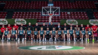 P. Karşıyaka, kadrosunu büyük oranda korudu