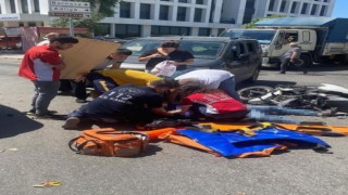 Panelvan araçla çarpışan motosikletli kurye hayatını kaybetti