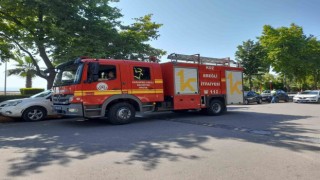 Panodan çıkan dumanlar ekipleri harekete geçirdi