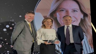 Pegasus Hava Yolları CEOsu Güliz Öztürke uluslararası liderlik ödülü