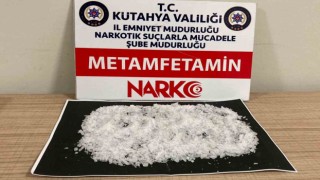 Polisin durdurduğu araçta metamfetamin ele geçirildi