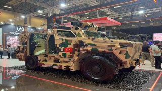Pusat, IDEFte sergileniyor