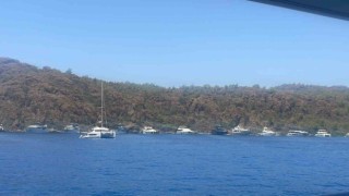 Rodos Adasındaki yangınlar Marmaris koylarındaki yat sayısını arttırdı