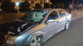 Sakaryada feci kaza: Otomobilin çarptığı çocuk metrelerce savruldu
