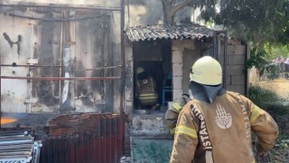 Sancaktepede işyeri yangını: Vatandaşlar kendi imkanıyla binayı boşalttı