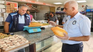 Şanlıurfada market ve fırınlara zabıta denetimi