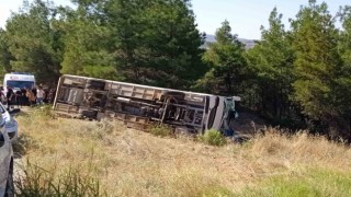 Şarampole devrilen otobüsteki yaralı sayısı 19a yükseldi