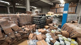 Sel kolonya fabrikasını kullanılmaz hale getirdi