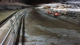Sel turizmin en gözde mekanını da vurdu