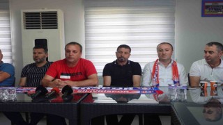 Silivrispor yeni yönetimini tanıttı