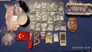 Şişlide zehir tacirlerine operasyon: Kasadan uyuşturucu çıktı