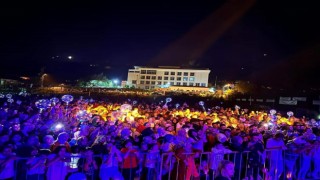 Soner Arıca Aybastıda sahne aldı