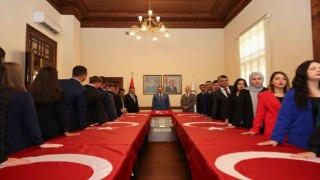 Sözleşmeliden kadroya geçen personeller için yemin töreni düzenlendi