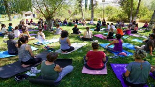 Tabiat içinde yoga ve sağlıklı beslenme kampı
