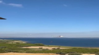 Çanakkale'deki orman yangınına havadan ve karadan müdahale ediliyor