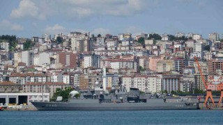 TCG YAVUZ Askeri Gemisi Samsunda ziyaretçilerini ağırlıyor