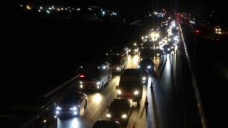 TEMdeki yol çalışması D-100e yansıdı: Uzun araç kuyrukları oluştu