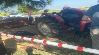 Tırla çarpışan tahıl yüklü traktör sürüklendi: 1 ölü