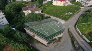 Trabzonlu, futbolu her yerde oynar