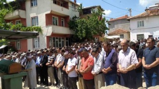 Traktör kazasında ölen eski Belediye Başkanı toprağa verildi