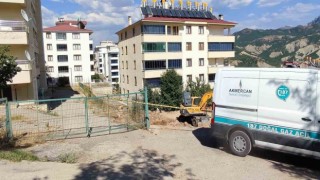 Tuncelide iş makinesi doğal gaz borusunu patlatınca yurt ve civardaki binalar boşaltıldı