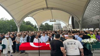 Usta oyuncu Yılmaz Gruda son yolculuğuna uğurlandı