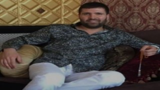 Uyuşturucu etkisindeki şahıs silahla iki kişiyi yaraladıktan sonra intihar etti